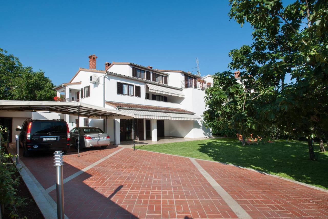 Weis Apartments Rovinj Exterior foto