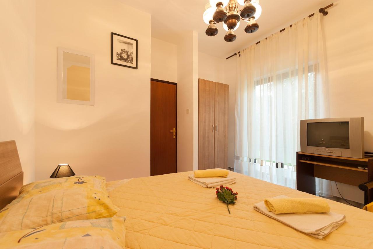 Weis Apartments Rovinj Quarto foto