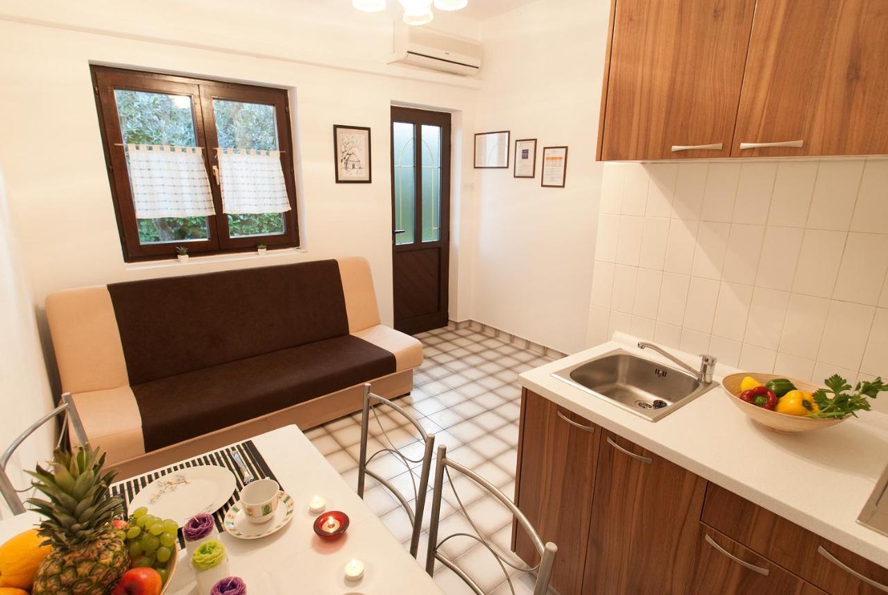 Weis Apartments Rovinj Quarto foto