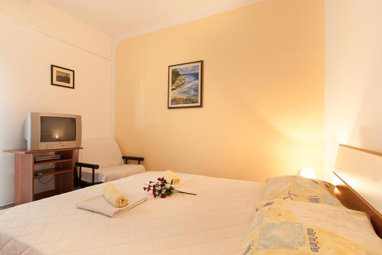 Weis Apartments Rovinj Quarto foto